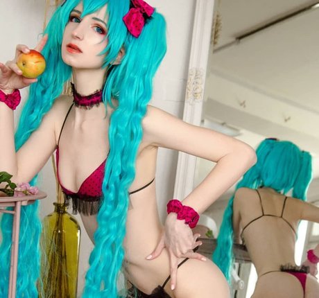 Holly White xxx pornstar picture