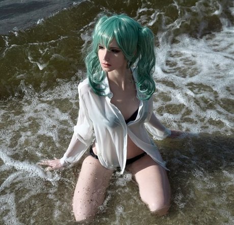 Holly White star erotic image