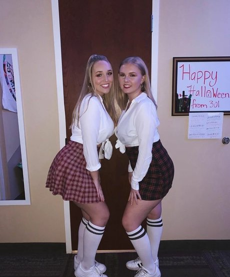 Morgan Watt star naked images