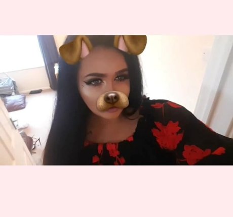 Megan Carys Gomer star erotic image