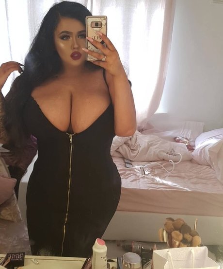 Megan Carys Gomer nude star galleries