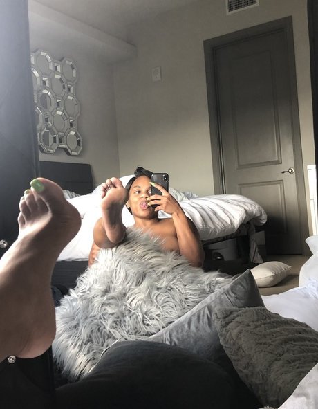 Dominique Chinn pretty star picture