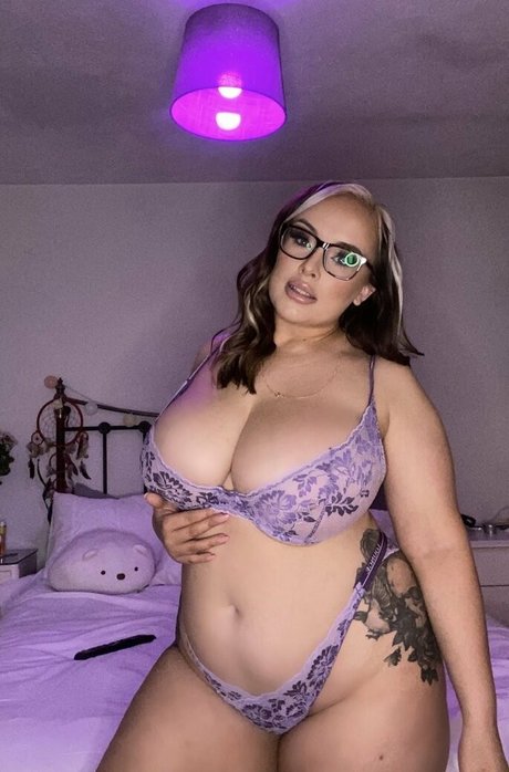 Smophs92 porn star photo