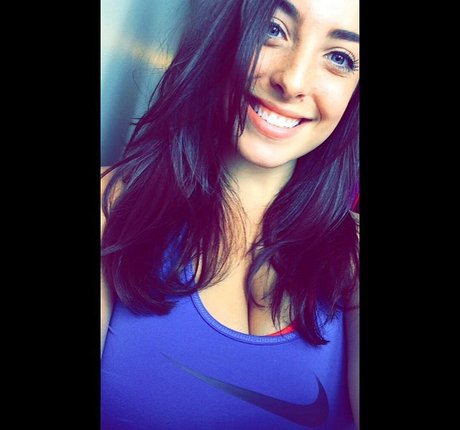 Sydney Martichuski model pretty galleries