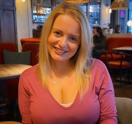 latina blowjob onlyfans pornographic pictures