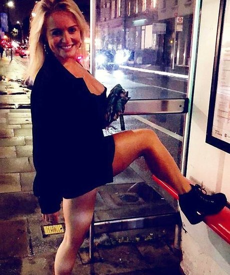 blonde milf onlyfans erotic pics