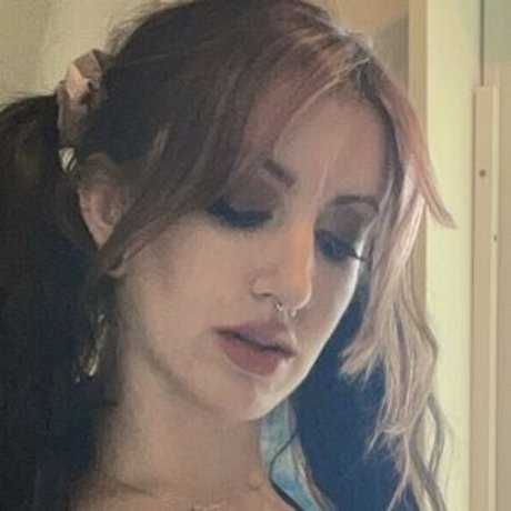 amateur wife onlyfans pornographic pic