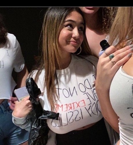 Ava Francisca hd star img