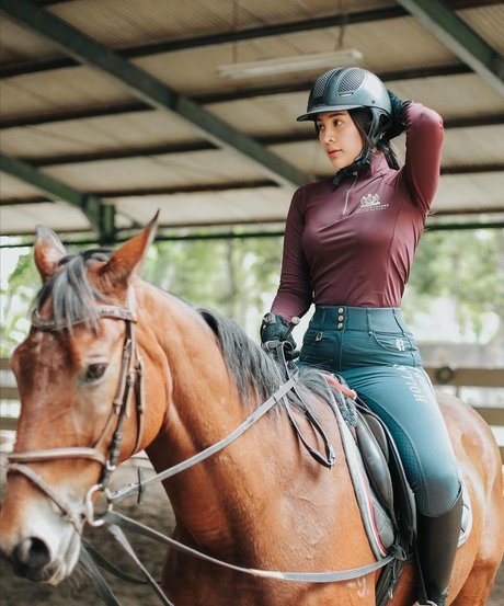 Anya Geraldine sexy star picture