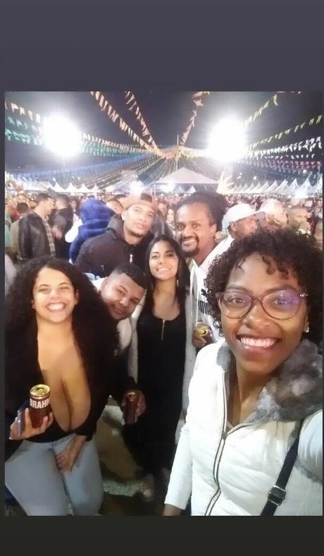 Mayla Coimbra pornstar sexy gallery