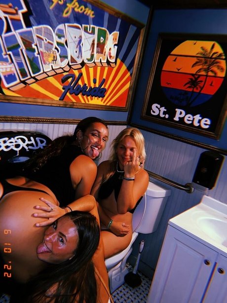 asian brunette onlyfans best gallery