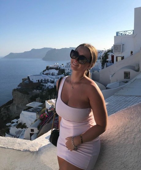 redhead slut onlyfans exclusive pics