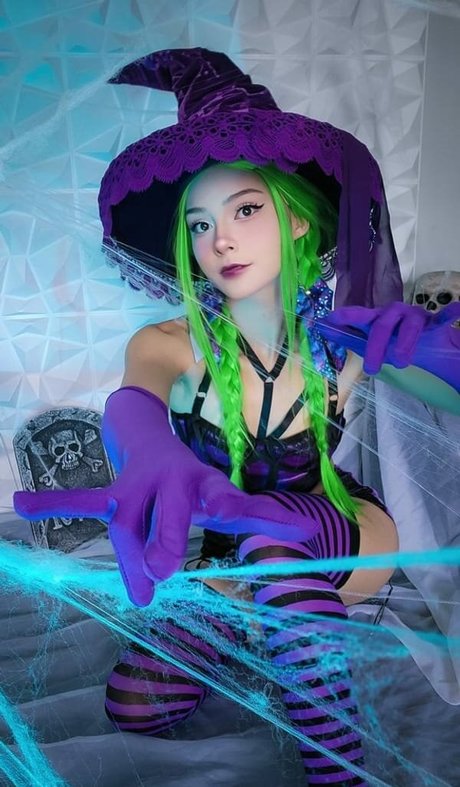 Otaku Jennii top pornstar gallery