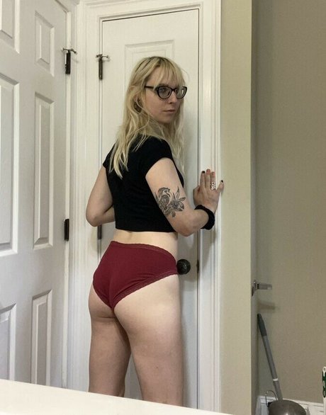 Aliss Disaster free pornstar archive