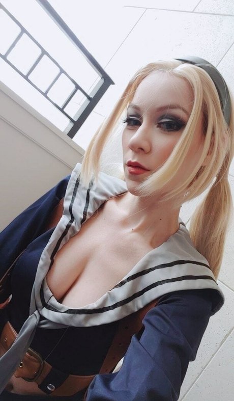 Kay Lynn Syrin top star image