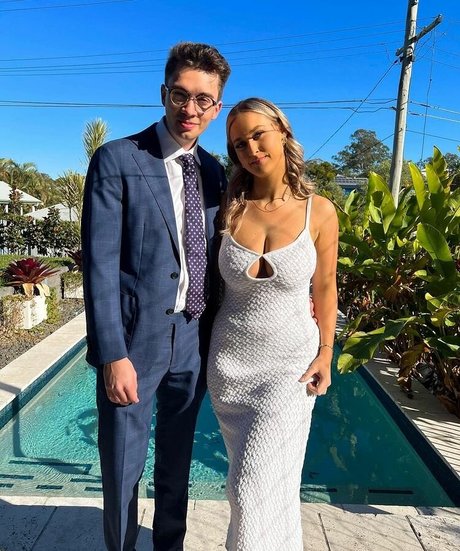 pregnant onlyfans perfect picture