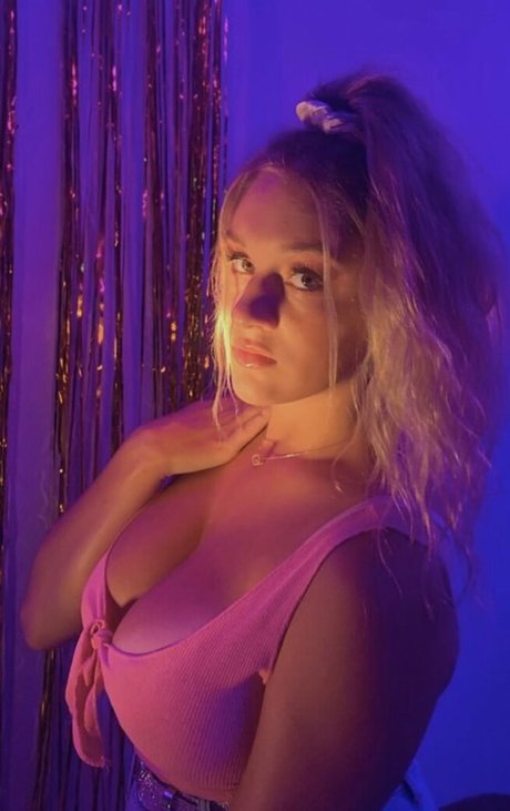 Gracie Diewald model exclusive gallery