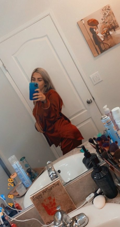 cort4shortt pornstar nude photos