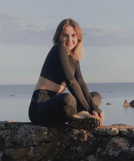 DollHole GrabFuck sexy star pictures