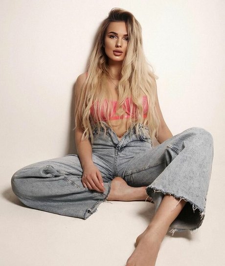 hottest naked onlyfans art naked pictures