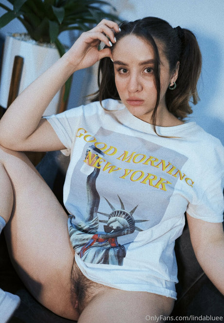 lindabluee art model img