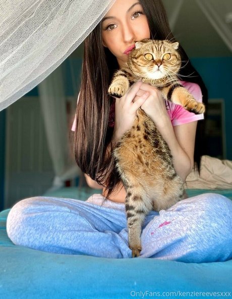 super skinny onlyfans sexy photos