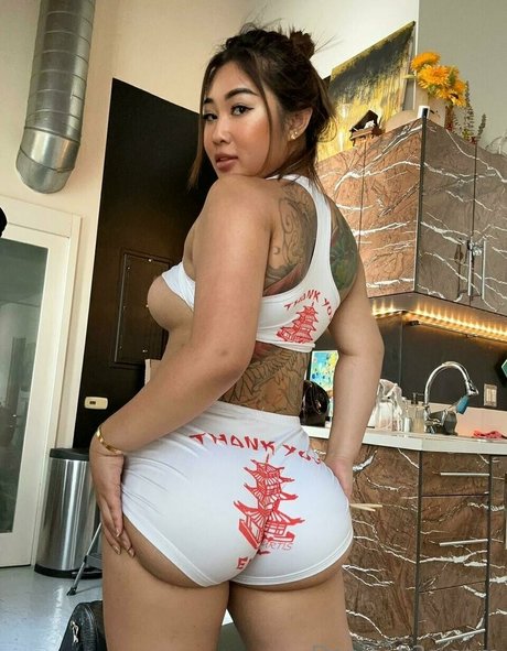 beautiful face onlyfans free naked images