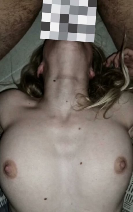 lilmiss bella model exclusive picture