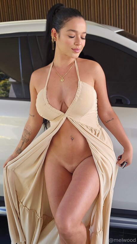 Melwood nude star img