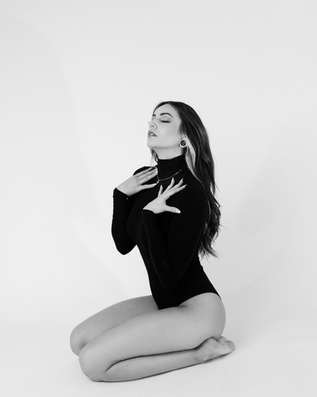 Sylina Ruiz naked star archive