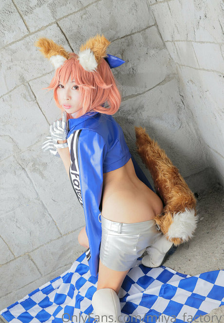 _miiya factory nude model photo