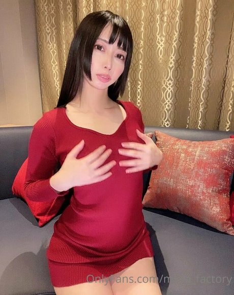 _miiya factory pornstar nude photo