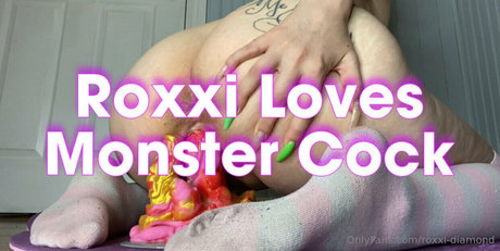 Roxxi Diamond xxx model images