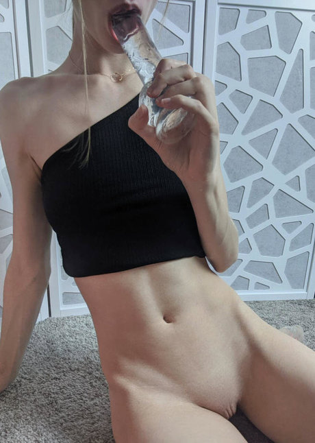 Rubysole628 model free pictures