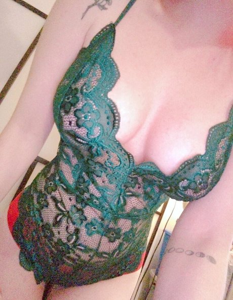 gloryhole wife onlyfans free sex pic