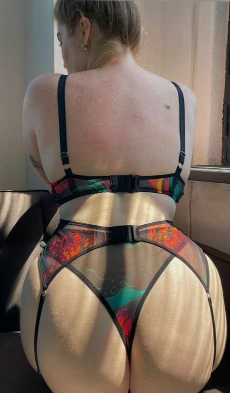 blonde milf onlyfans free sex photos