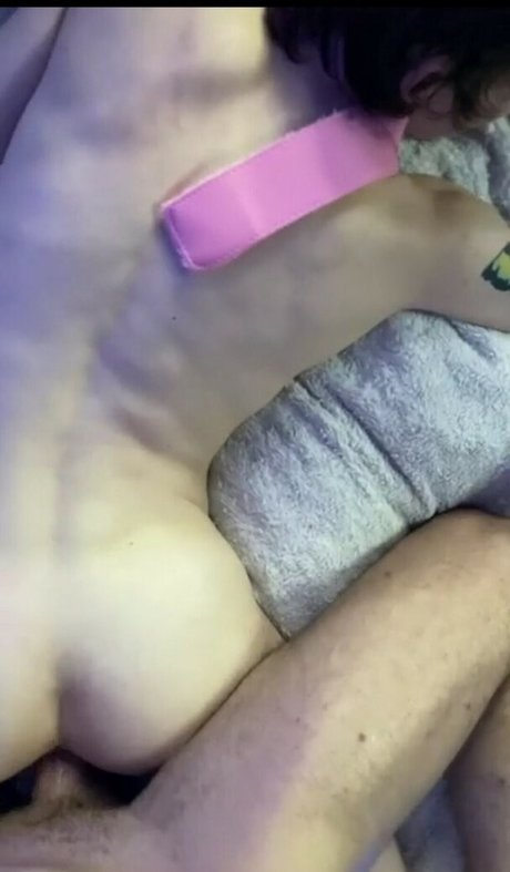 Gothjockof model hd photo