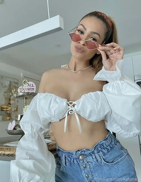 Katana Kombat star adult picture