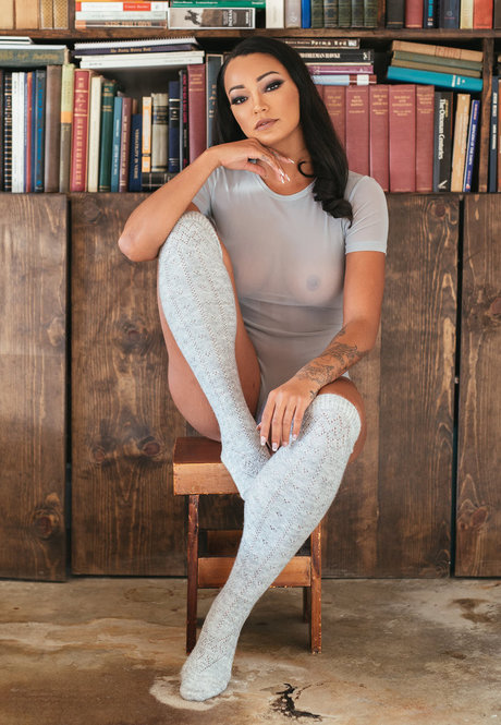 strip nude onlyfans beautiful naked pic