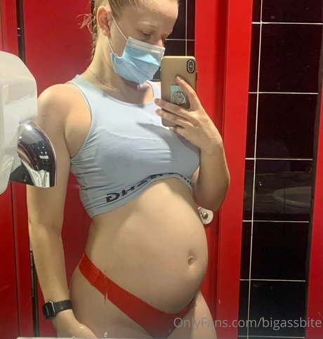 bigassbite nudes pornstar photos