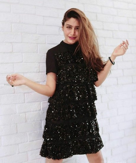 Surbhi Chandna pornstar perfect photo