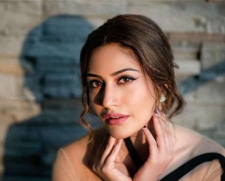 Surbhi Chandna hot pornstar img