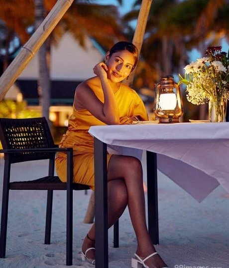 Surbhi Chandna sex actress archive