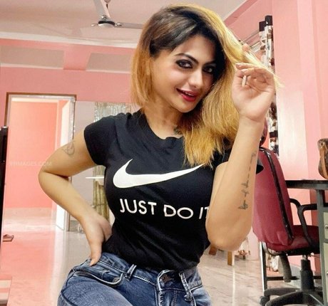 pregnant princess onlyfans hot picture