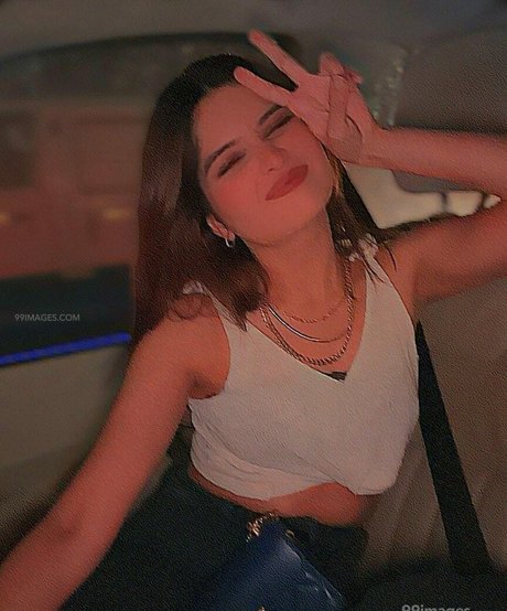 Bhavika Sharma pornstar top photo