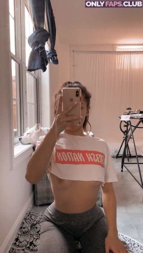 Itsphamtf model top picture