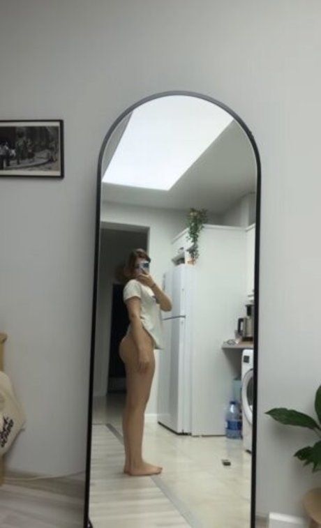 buseeylmz97 free actress pics