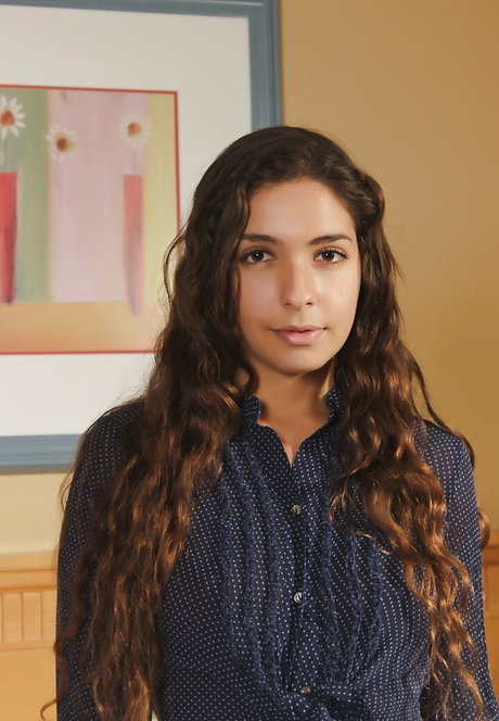 Monique poses hot pornstar image