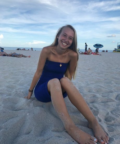 beckyythebrat pornstar nice photos