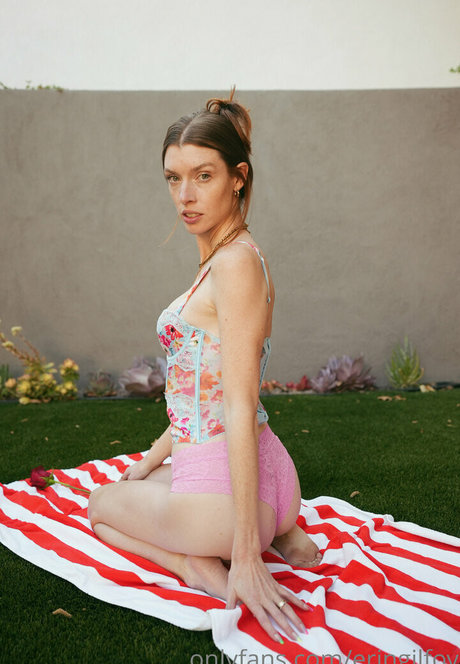 pregnant milf onlyfans sex pictures